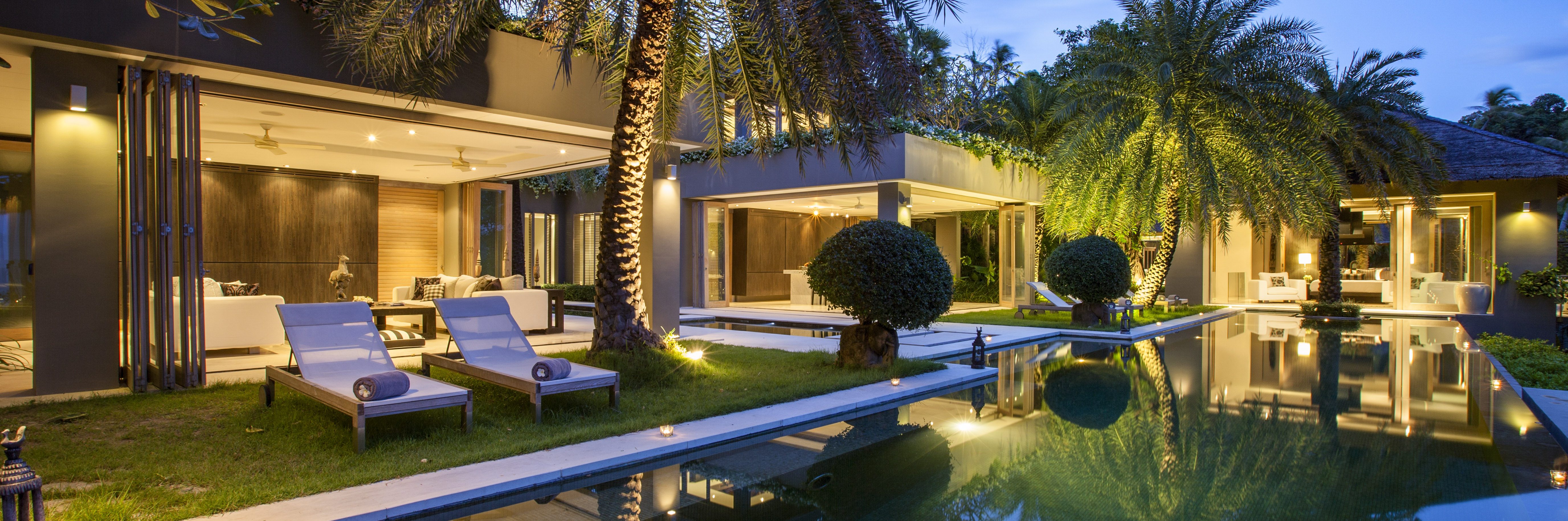 8. Pool and Livin Sala